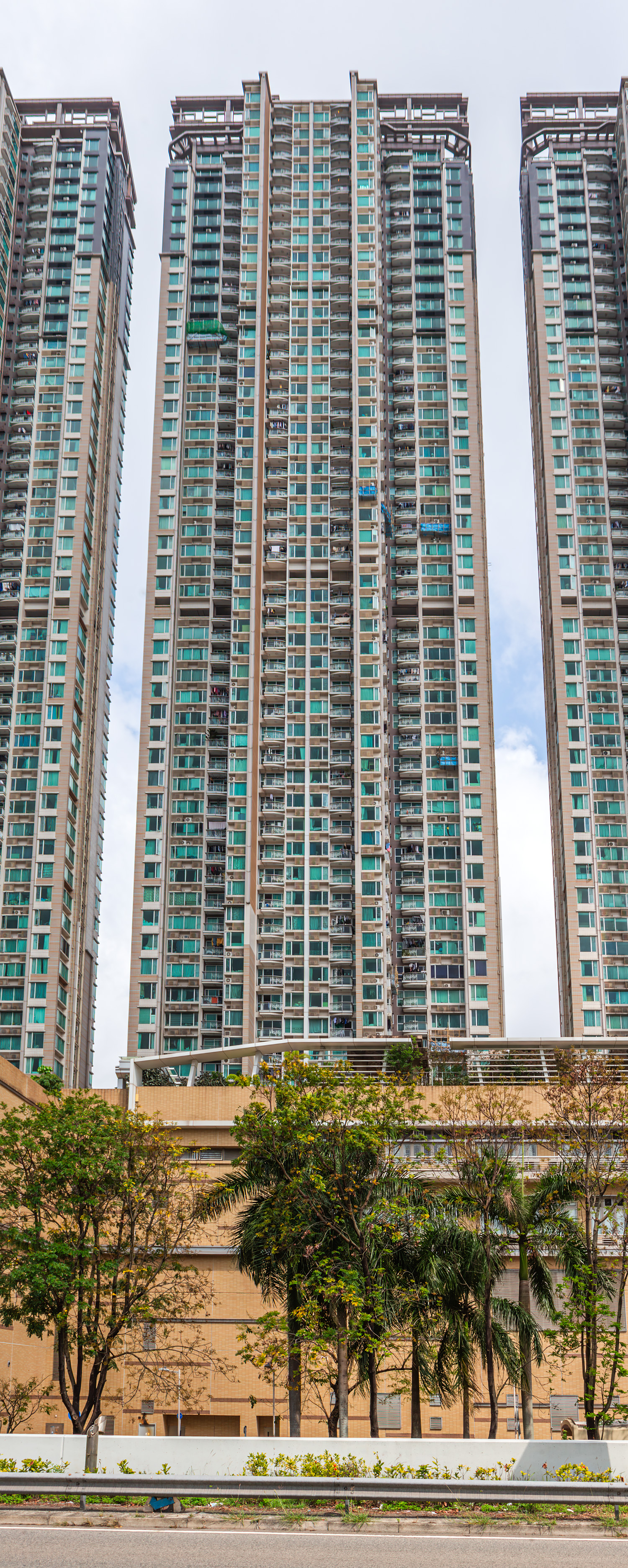 Festival City III Tower 2 - View from the southeast&nbsp;