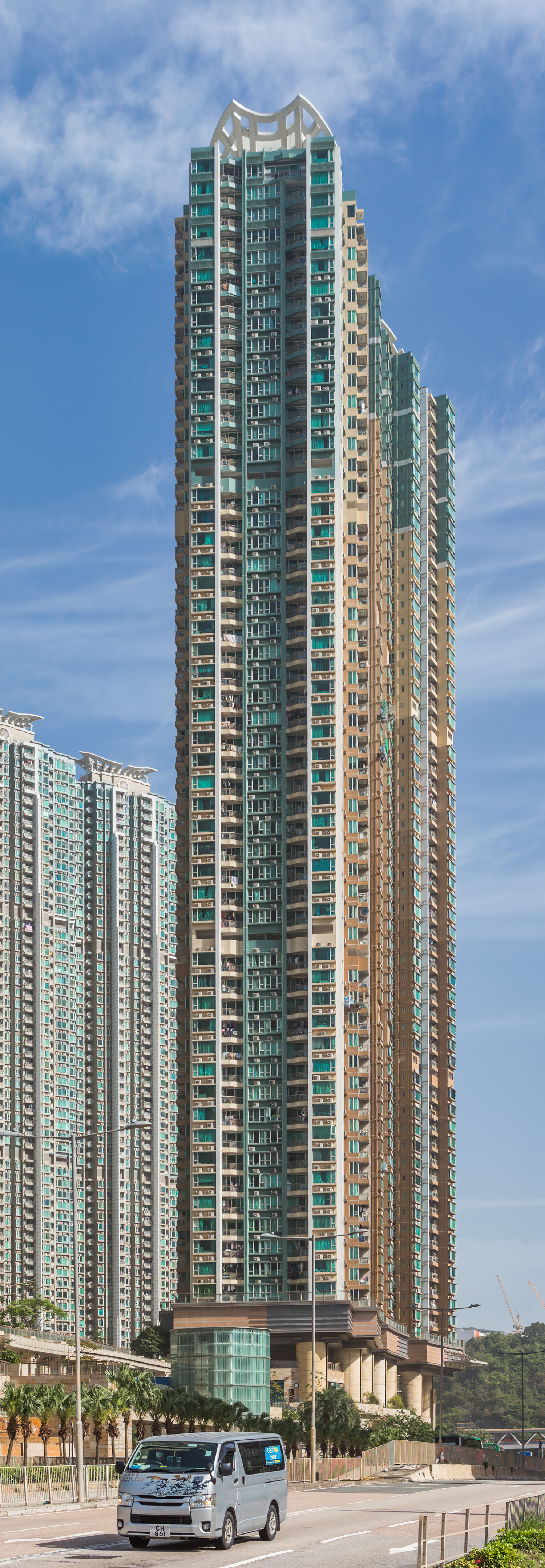 LOHAS Park La Splendor Tower 11 - View from the south&nbsp;