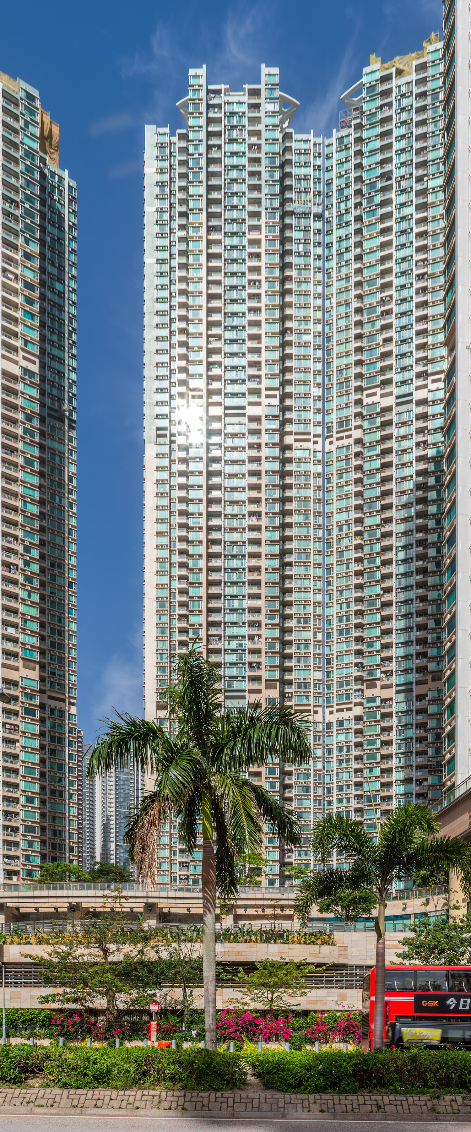 LOHAS Park Le Prime Tower 6 - View from the east&nbsp;