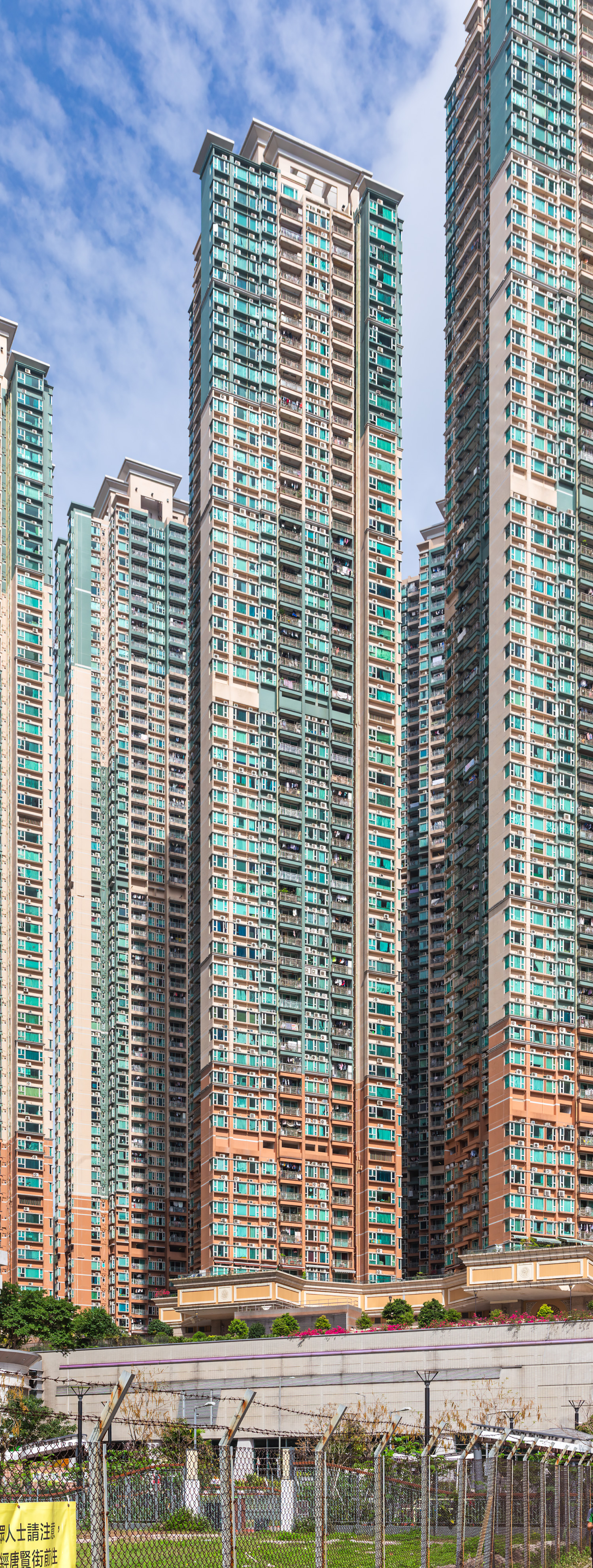 Metro Town Tower 3 - View from the east&nbsp;