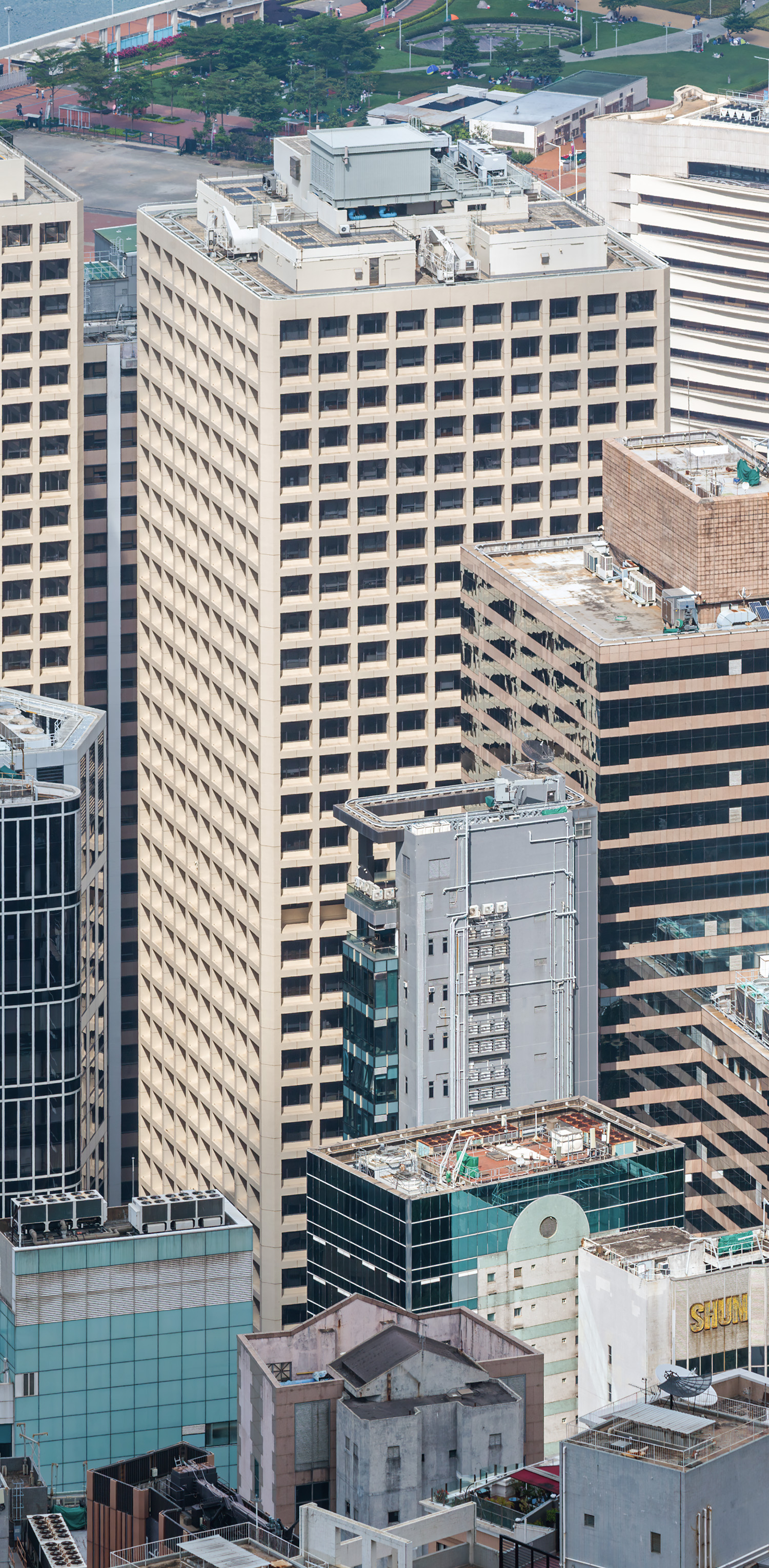 The Landmark Edinburgh Tower - View from Lugard Road&nbsp;