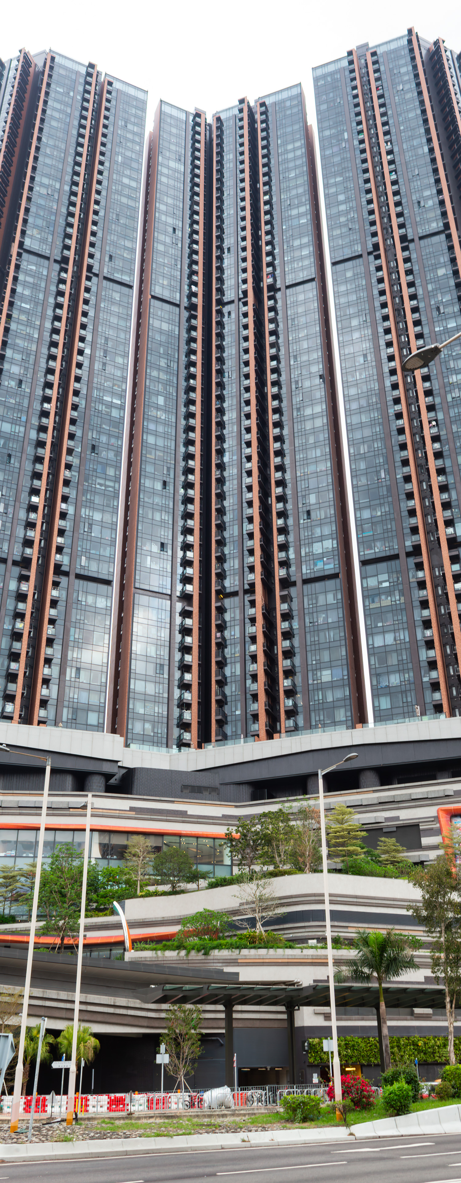 The Pavilia Farm II Tower 6 - Looking up&nbsp;