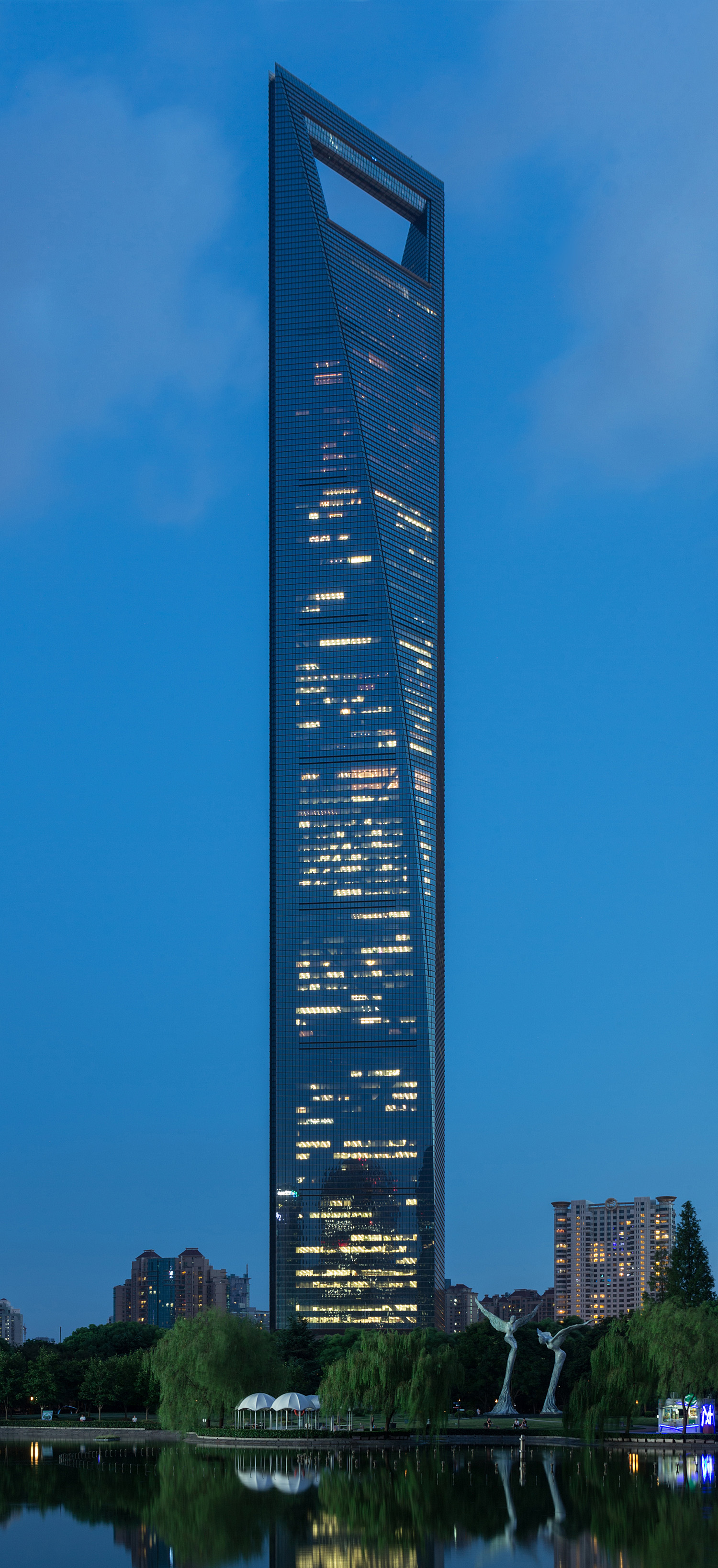 Shanghai World Financial Center - View from the north 
