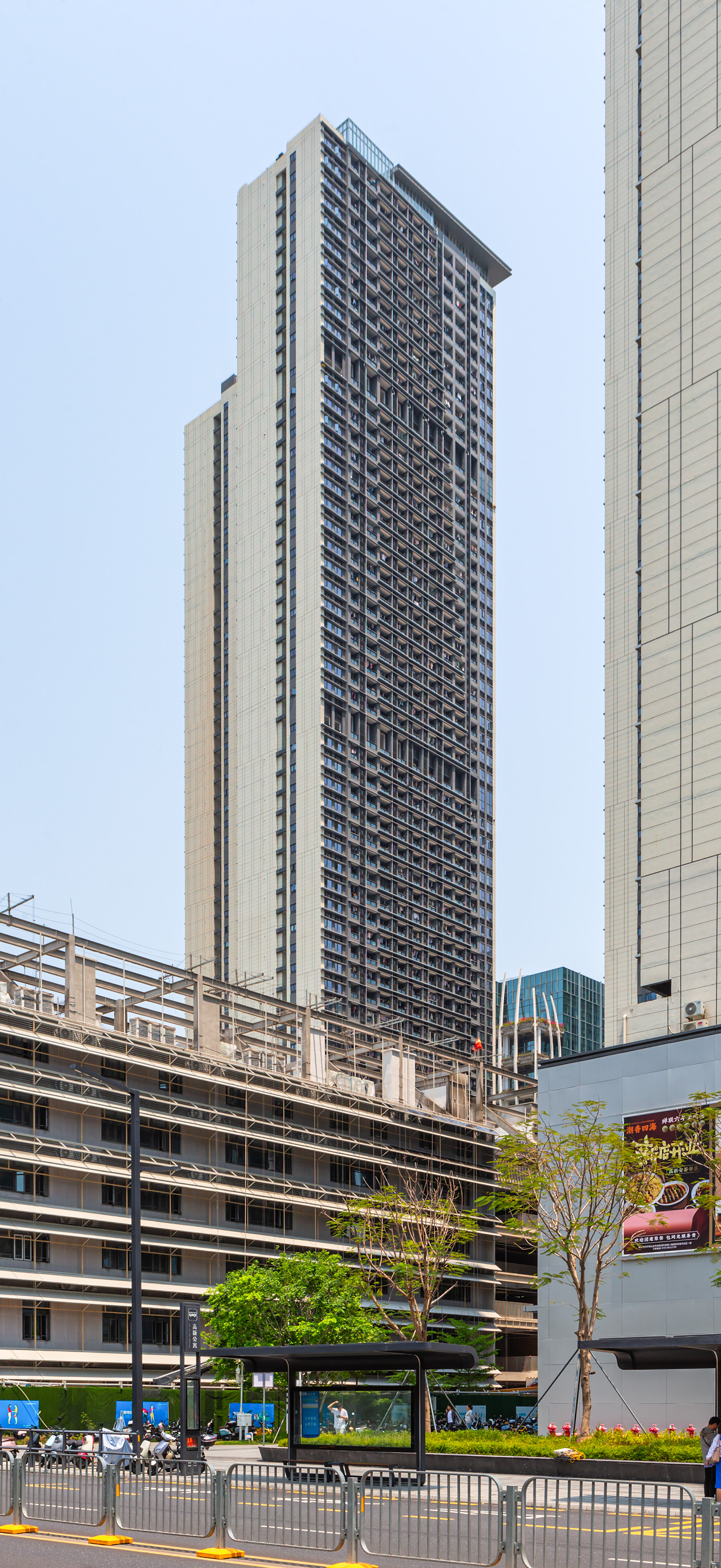 Anju High-Tech Garden North Tower 2 - View from the southwest 