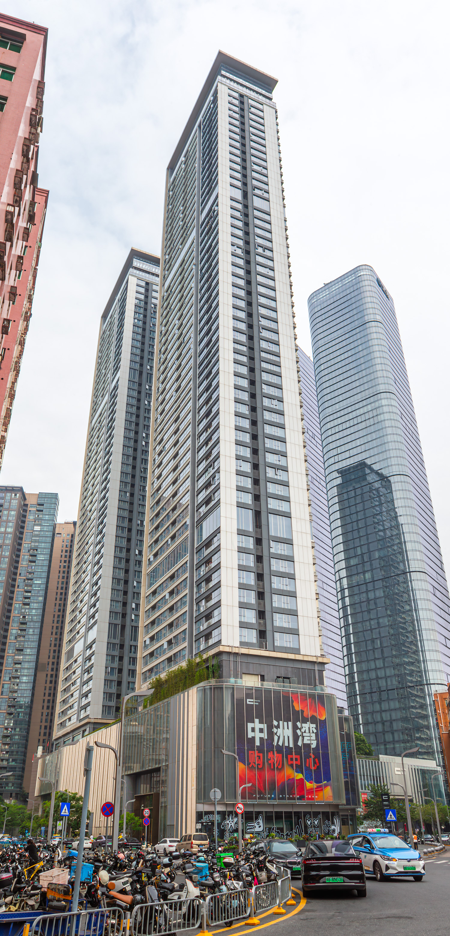 C Future City Phase I Tower 3 - Looking up 