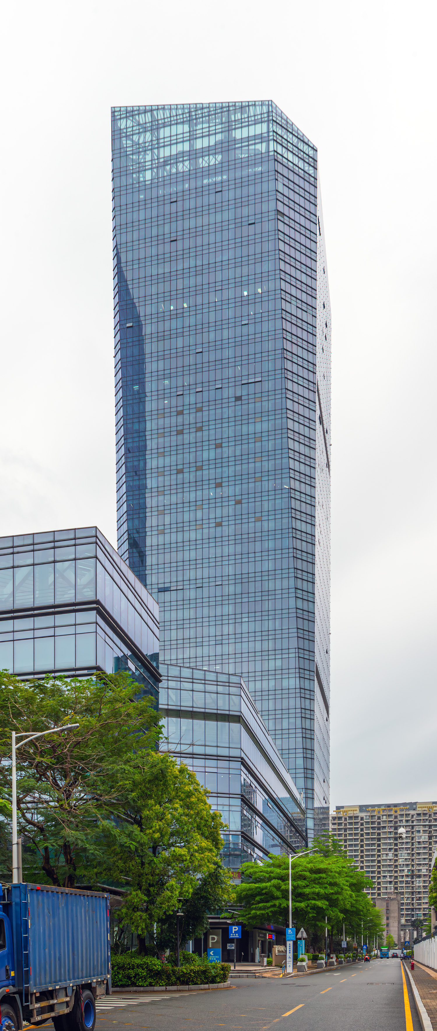 Futian Technology Plaza Tower 2 - View from the east 