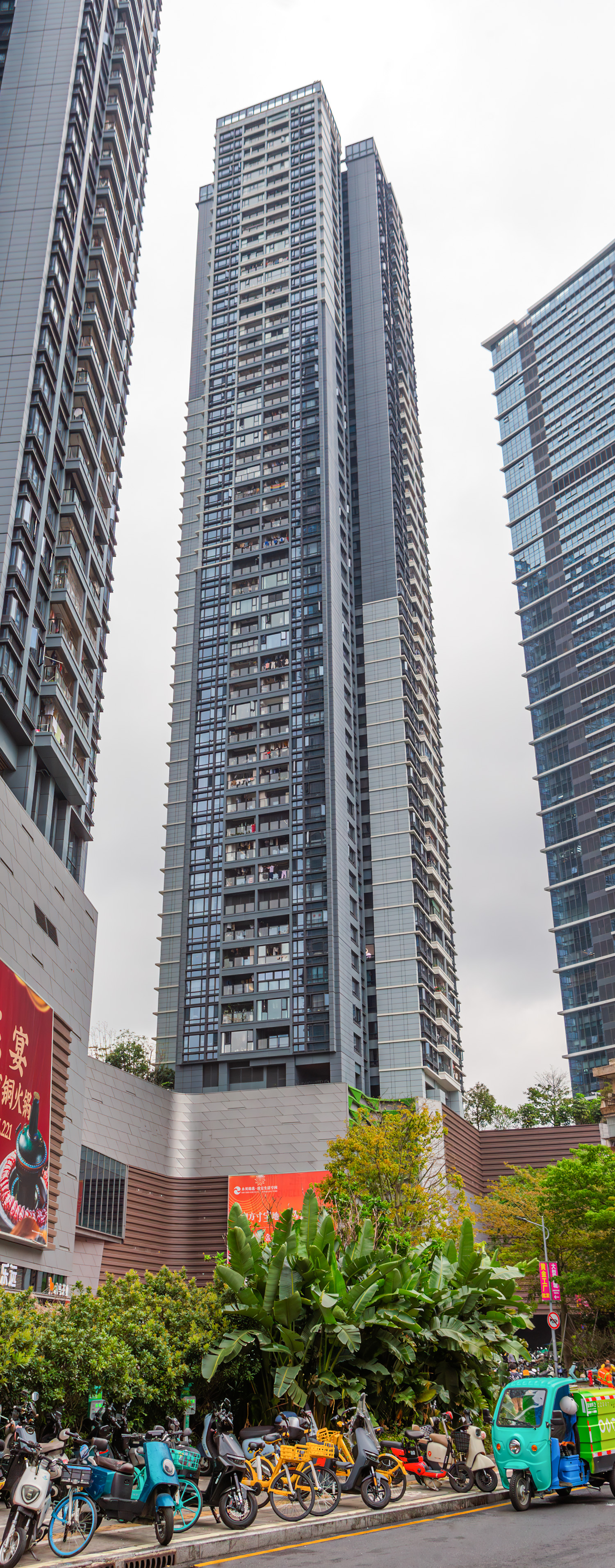 Kingkey Shuibei City Plaza Tower 3 - View from the southeast 