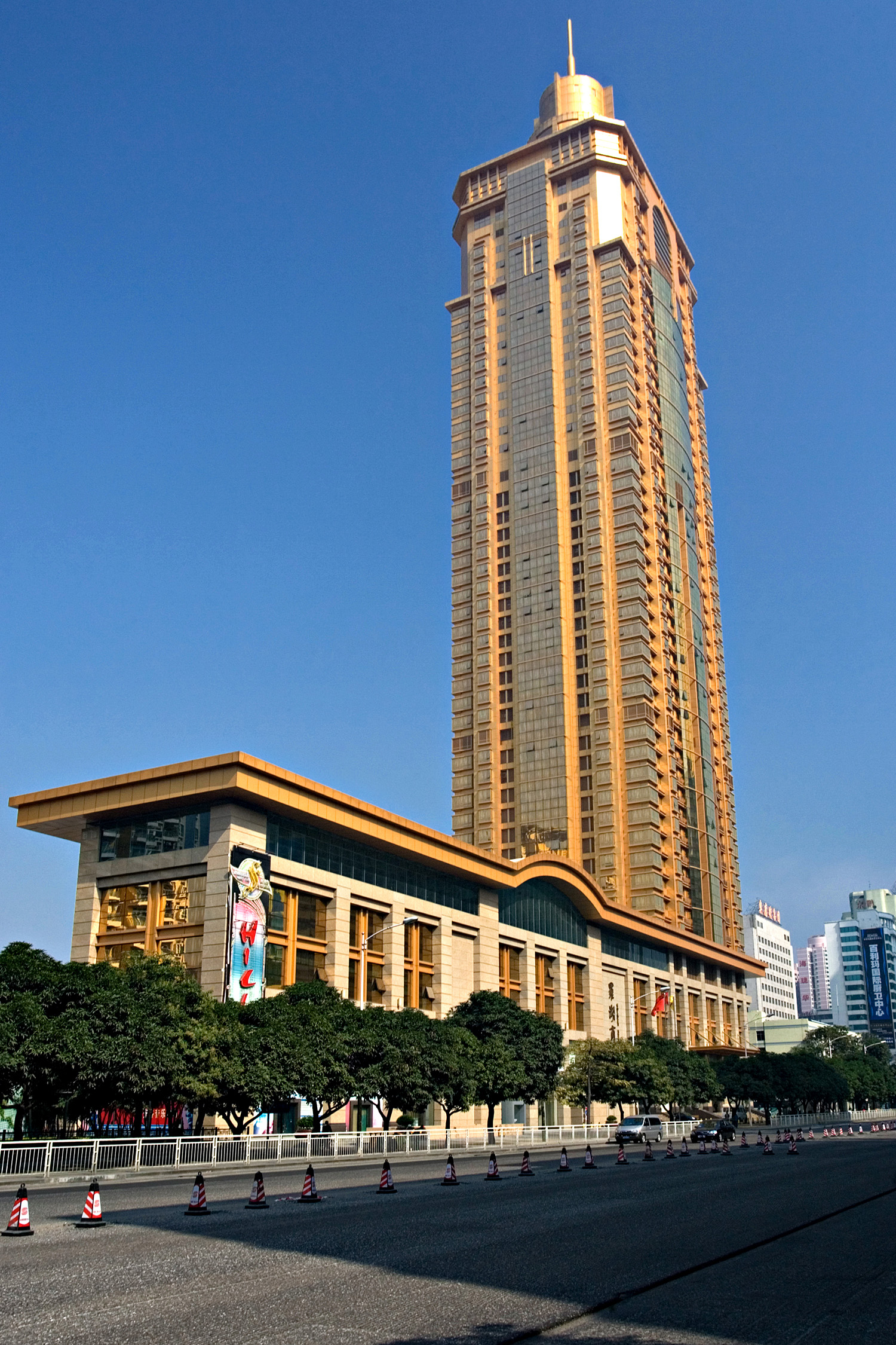 Shanglong Building - View from the west 