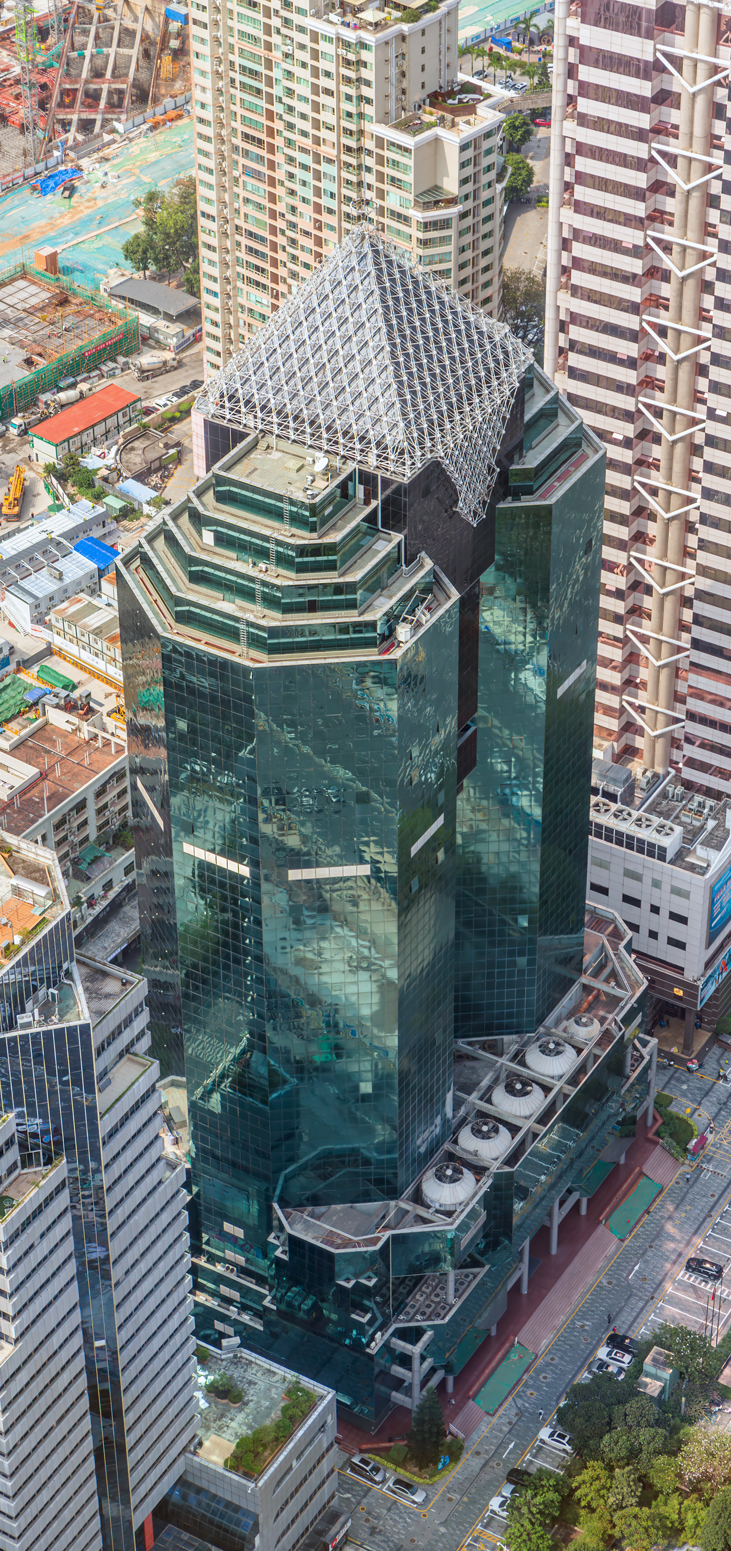 Shen Ye Center - View from Shun Hing Square 