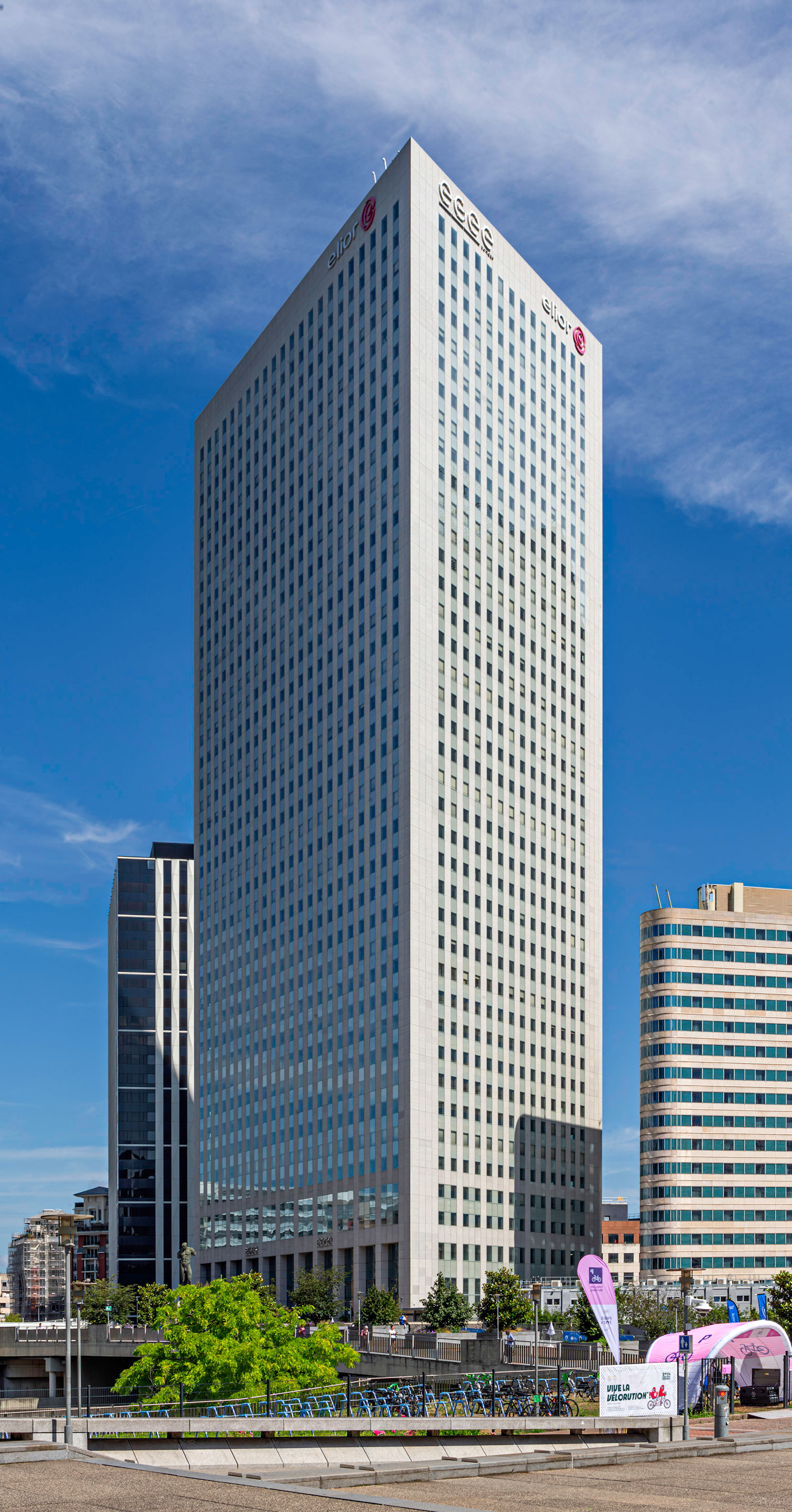 Tour Egee - View from the south 