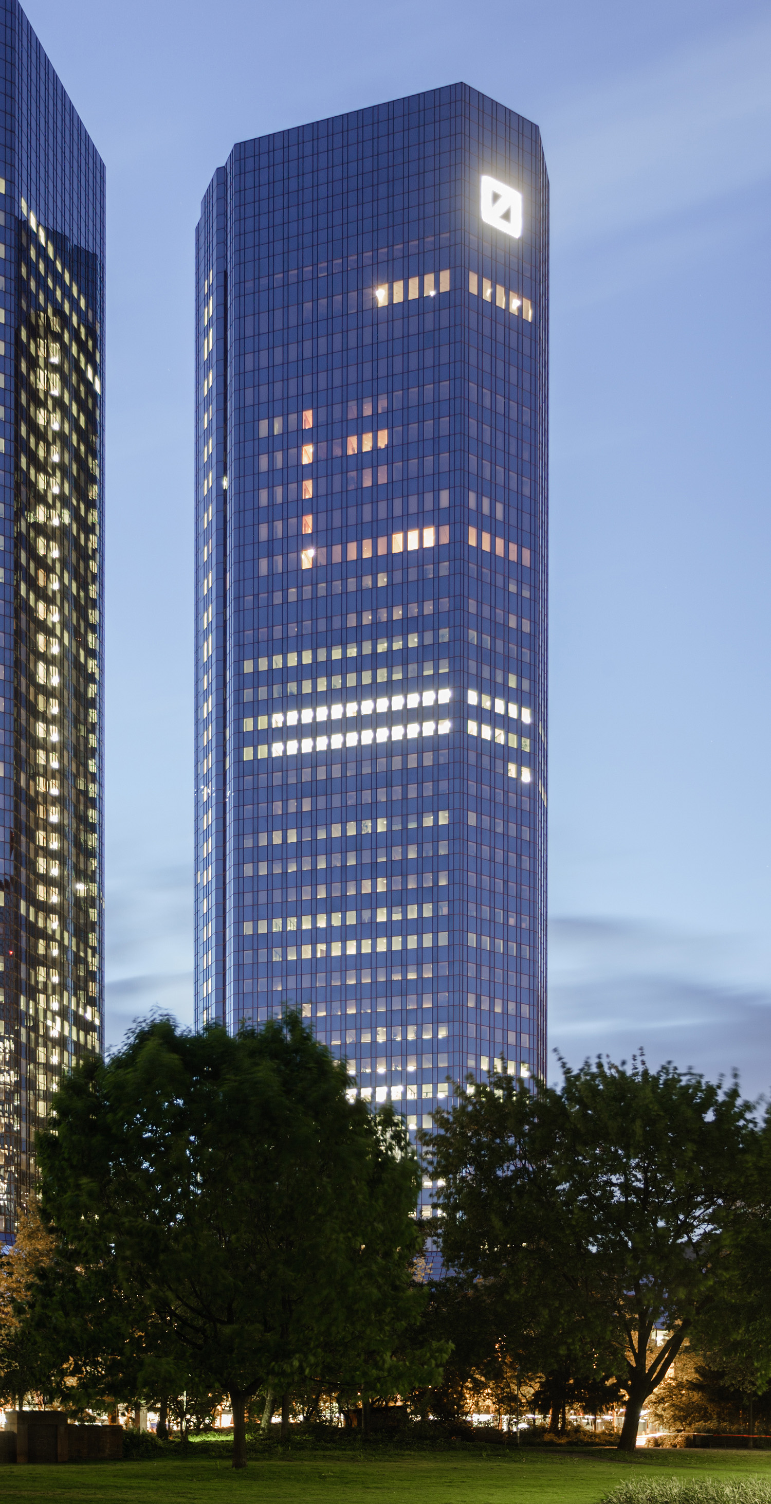 Deutsche Bank Tower II - View from Taunusanlage 