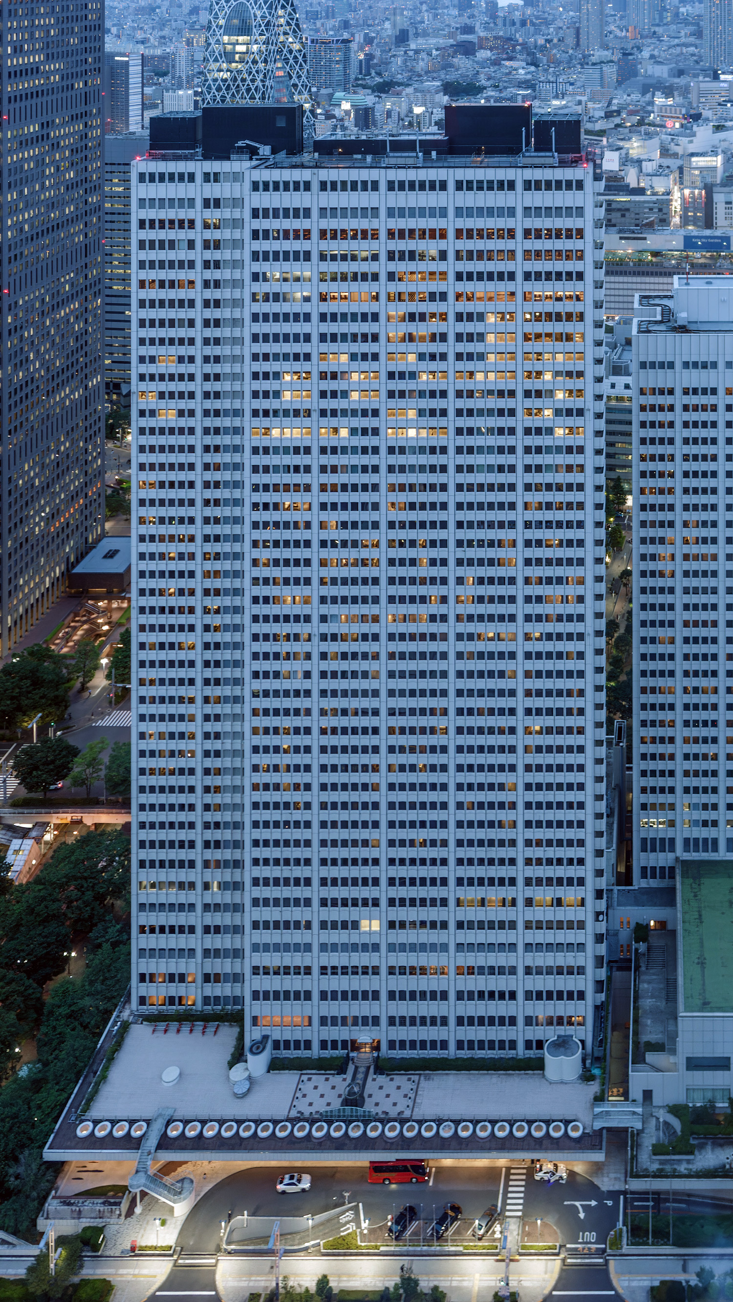 Keio Plaza North Building - View from Tokyo Metropolitan Government Building 