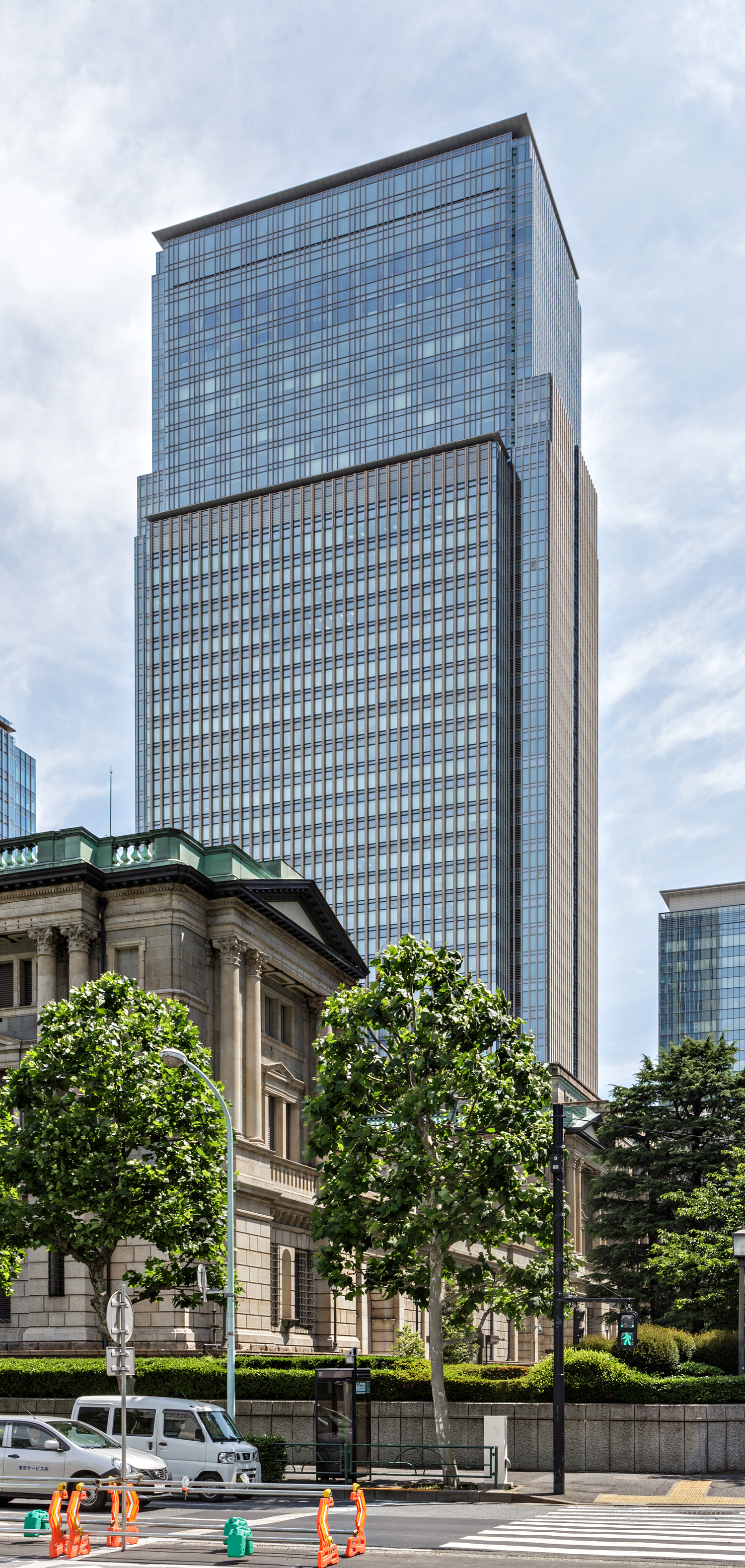 Nihonbashi Mitsui Tower - View from the southwest 