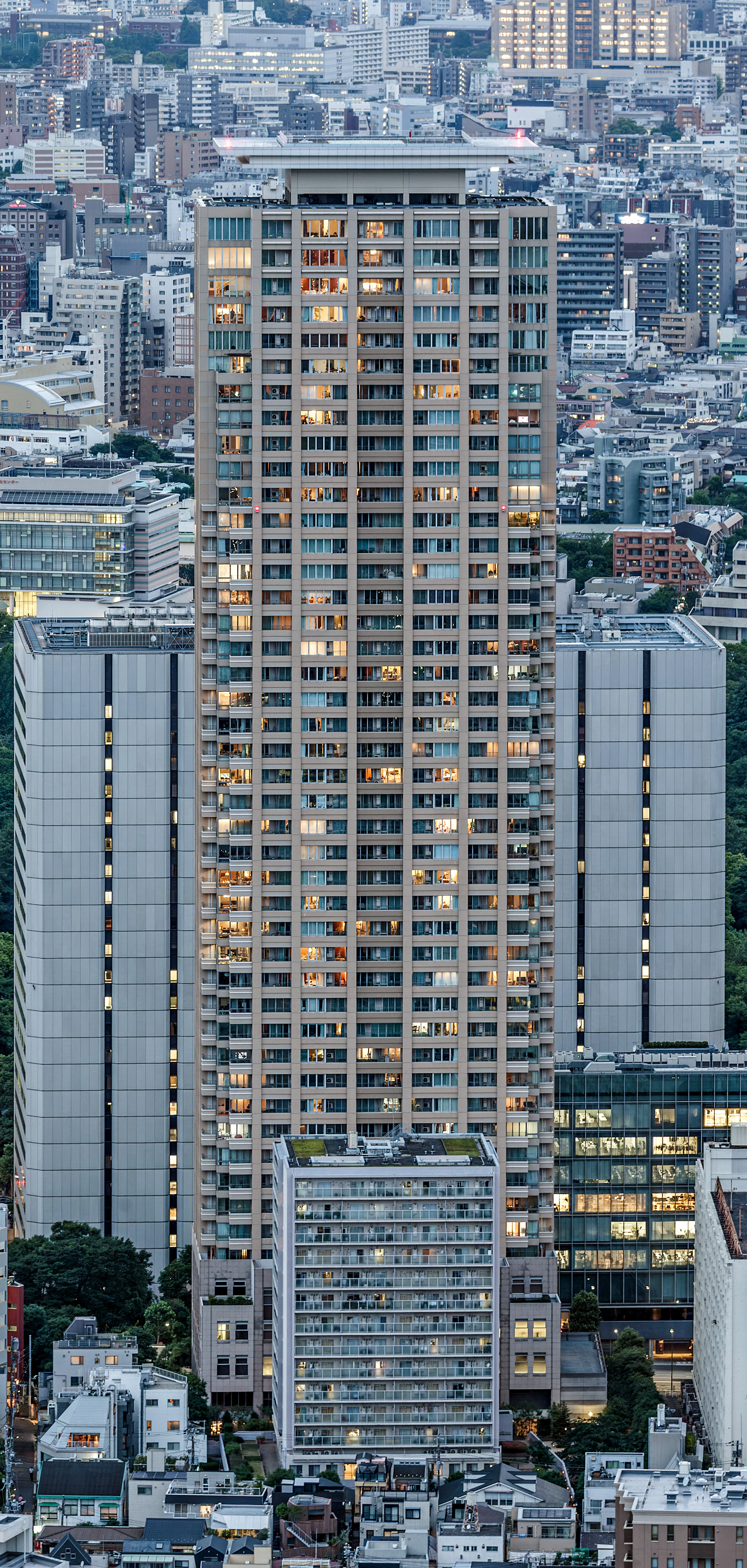 Park Axis Aoyama 1-chome Tower - View from Roppongi Hills Mori Tower 