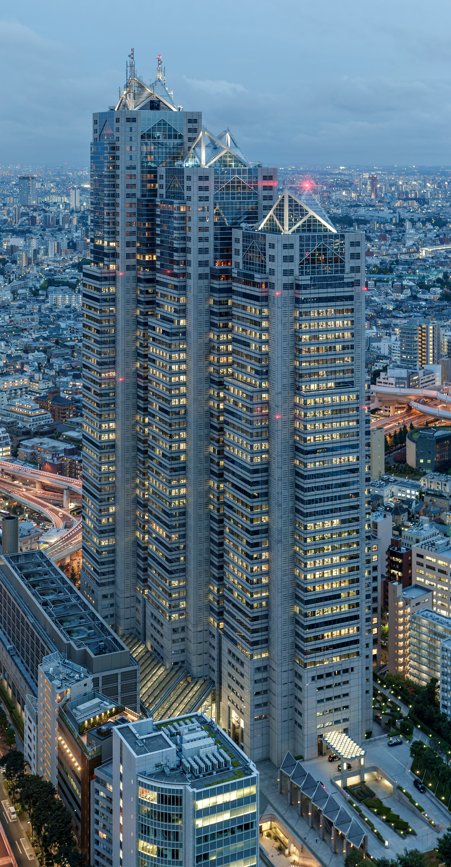Shinjuku Park Tower - View from Tokyo Metropolitan Government Building 