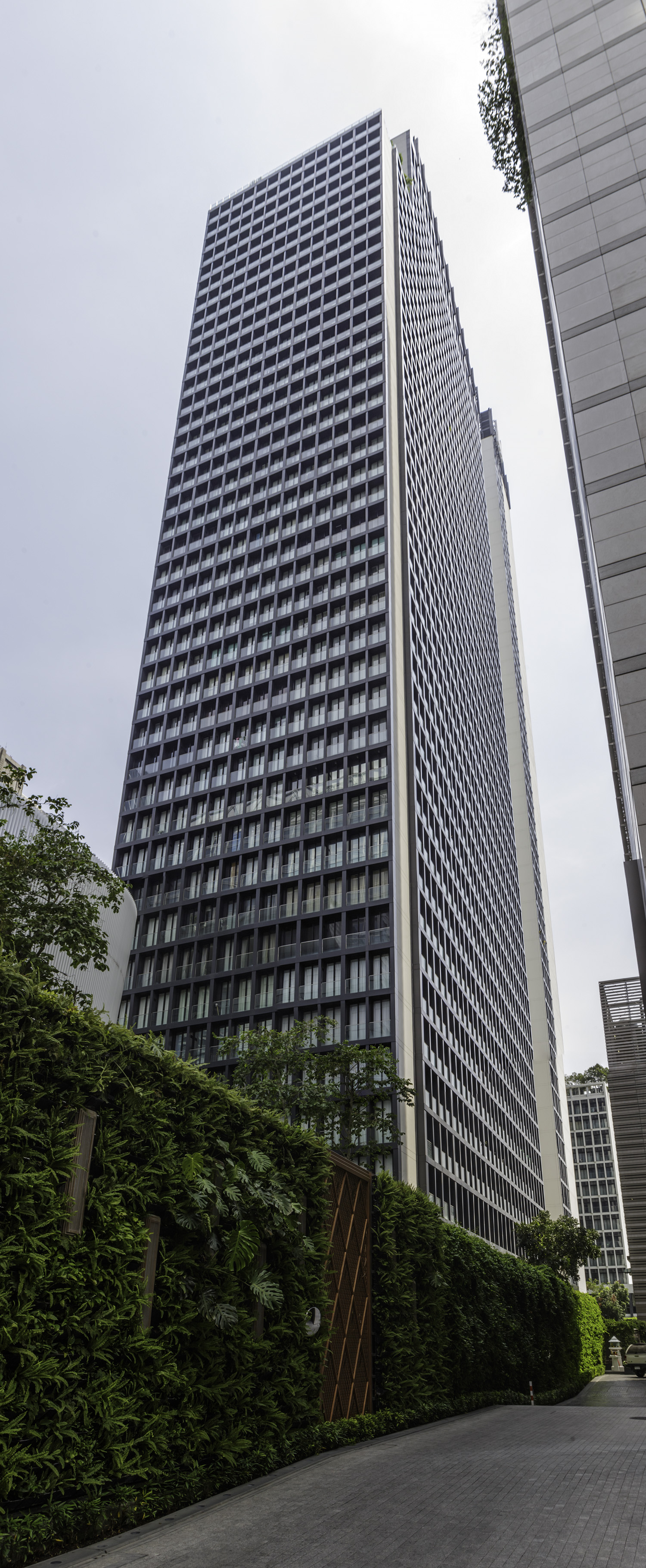 Noble Ploenchit Tower B - View from the south 