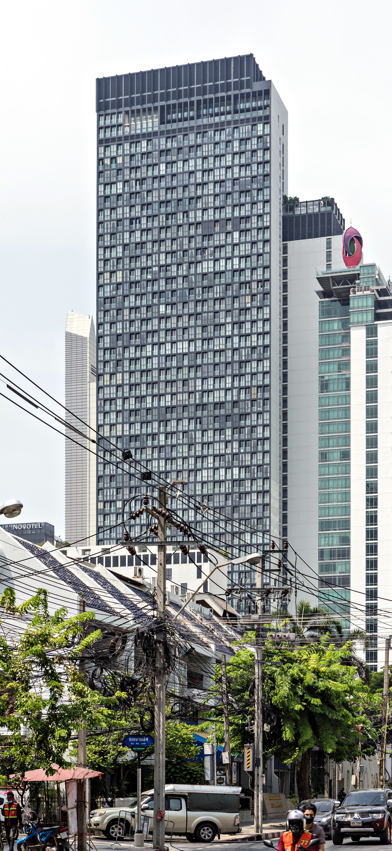 Noble Ploenchit Tower C - View from Witthayu Road 