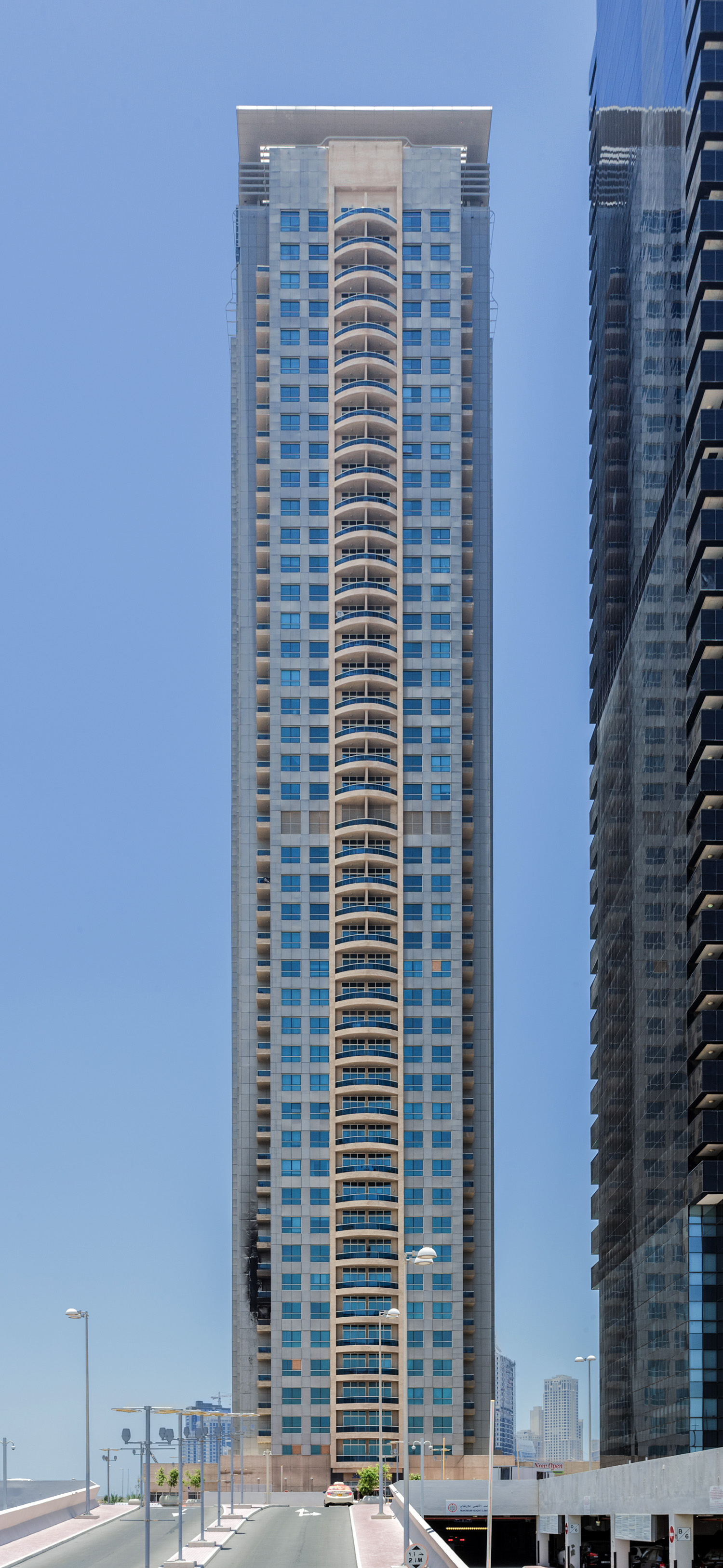 Lake Point Tower - View from the southeast 