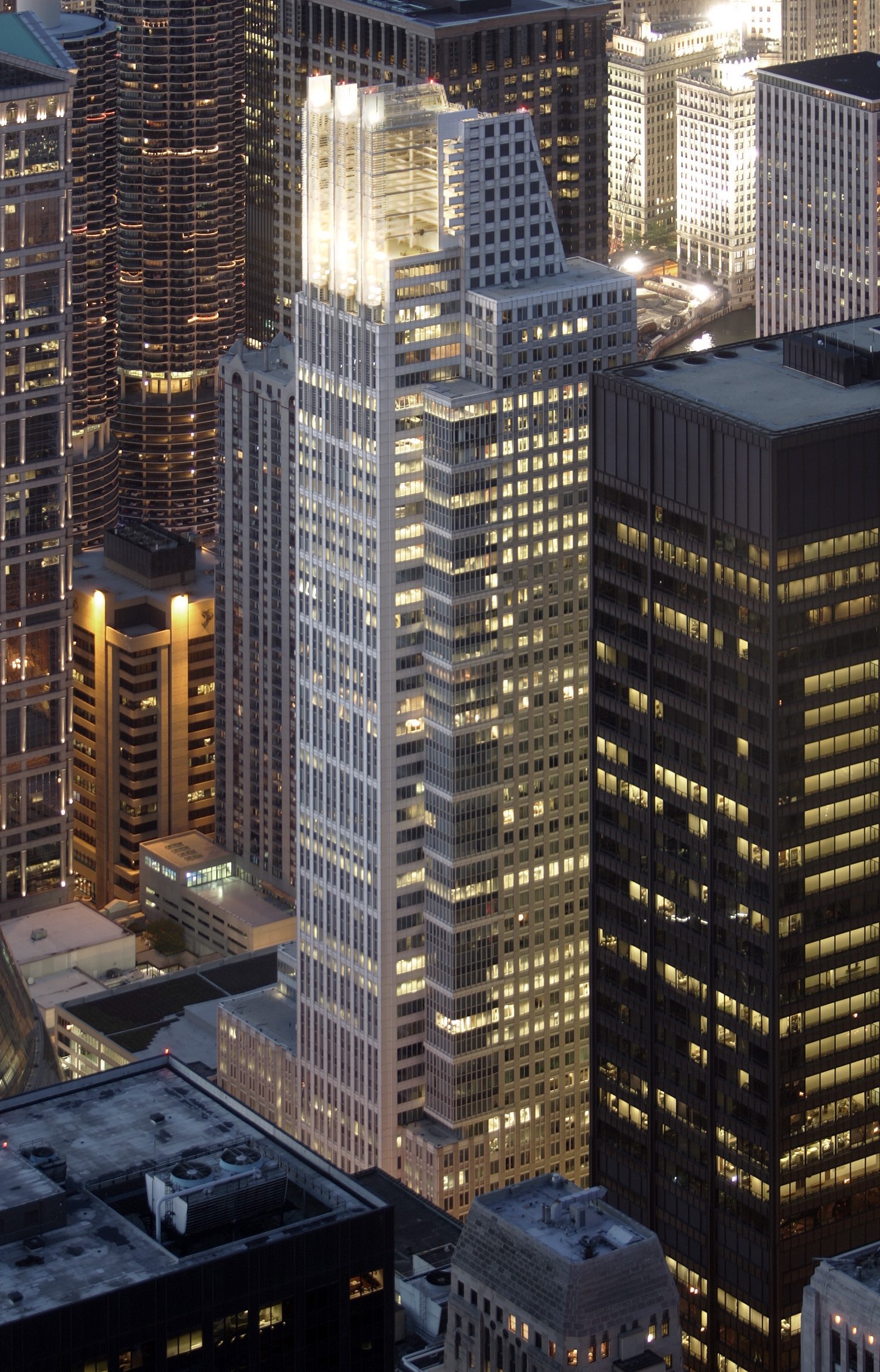 Grant Thornton Tower - Night view from Sears Tower 