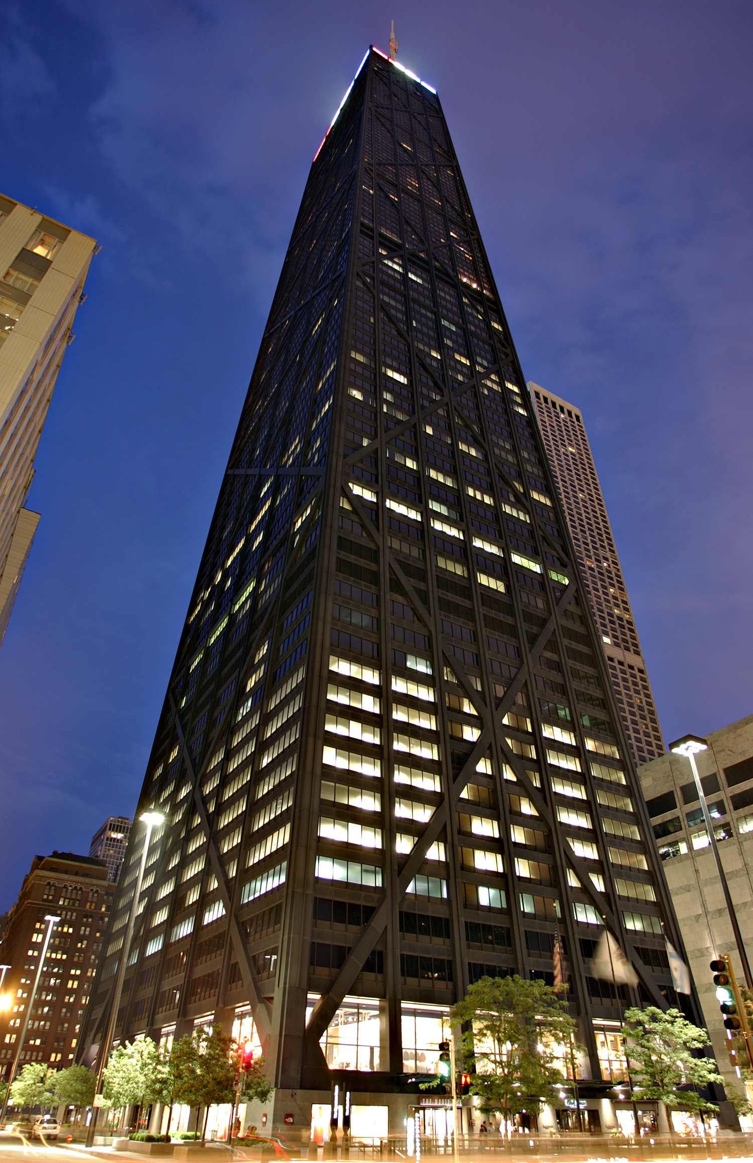 John Hancock Center - Night view from East Delaware Place 