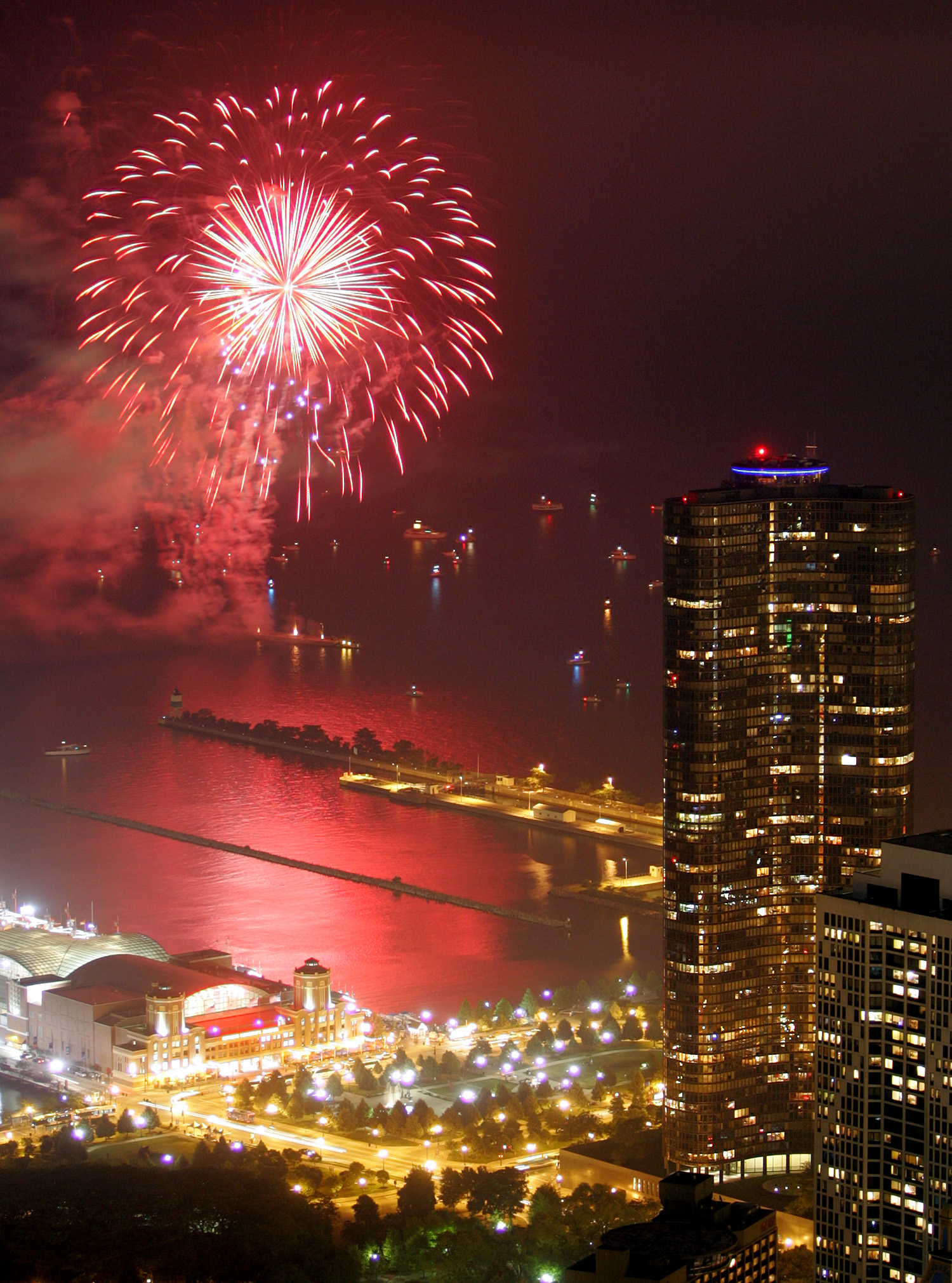 Lake Point Tower - Fireworks 