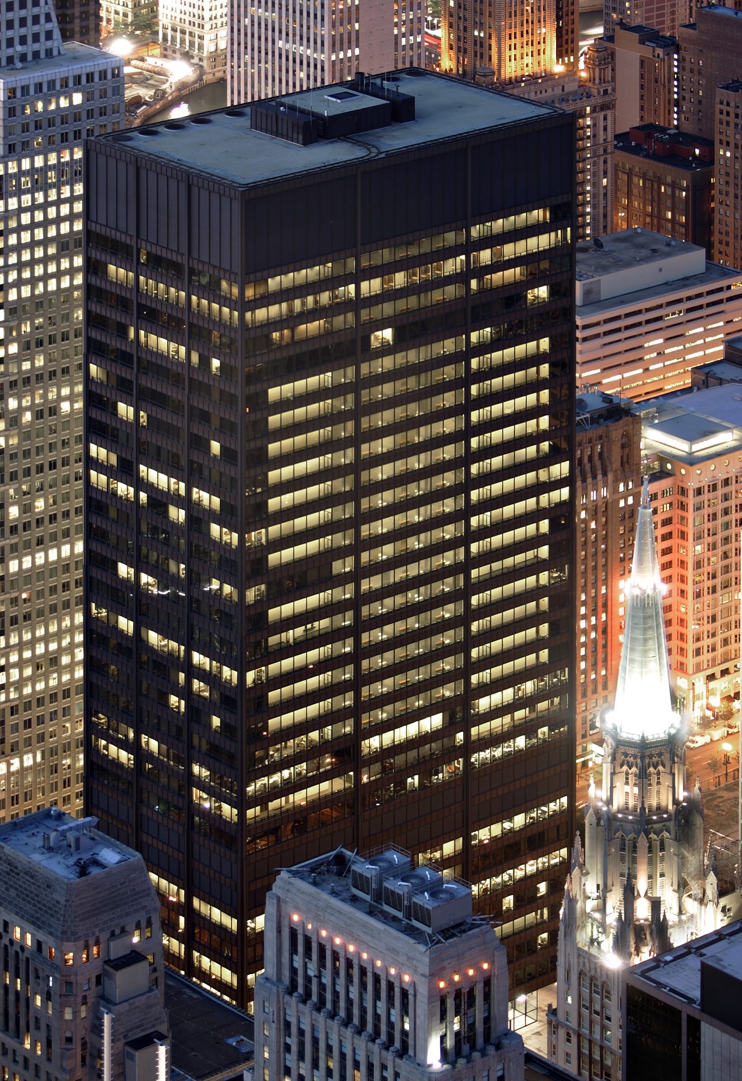 Richard J. Daley Center - Night view from Sears Tower 
