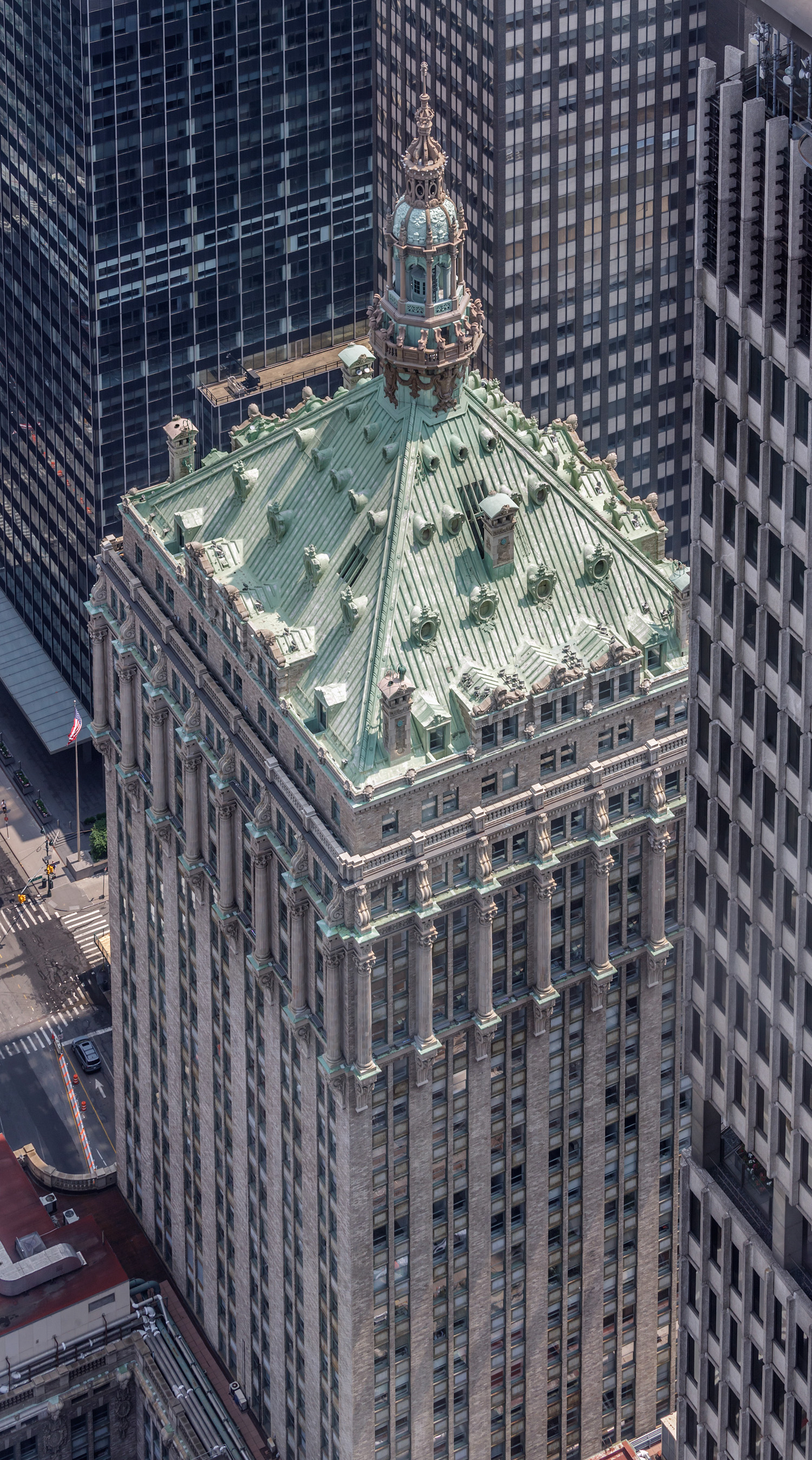 The Helmsley Building - View from the north 